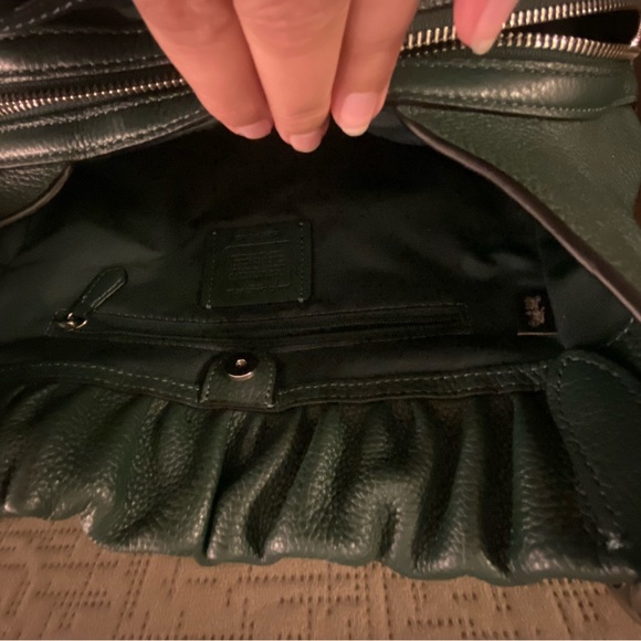 Like New, deep ivy green, rich pebbled leather COACH hobo purse - Picture 4 of 8